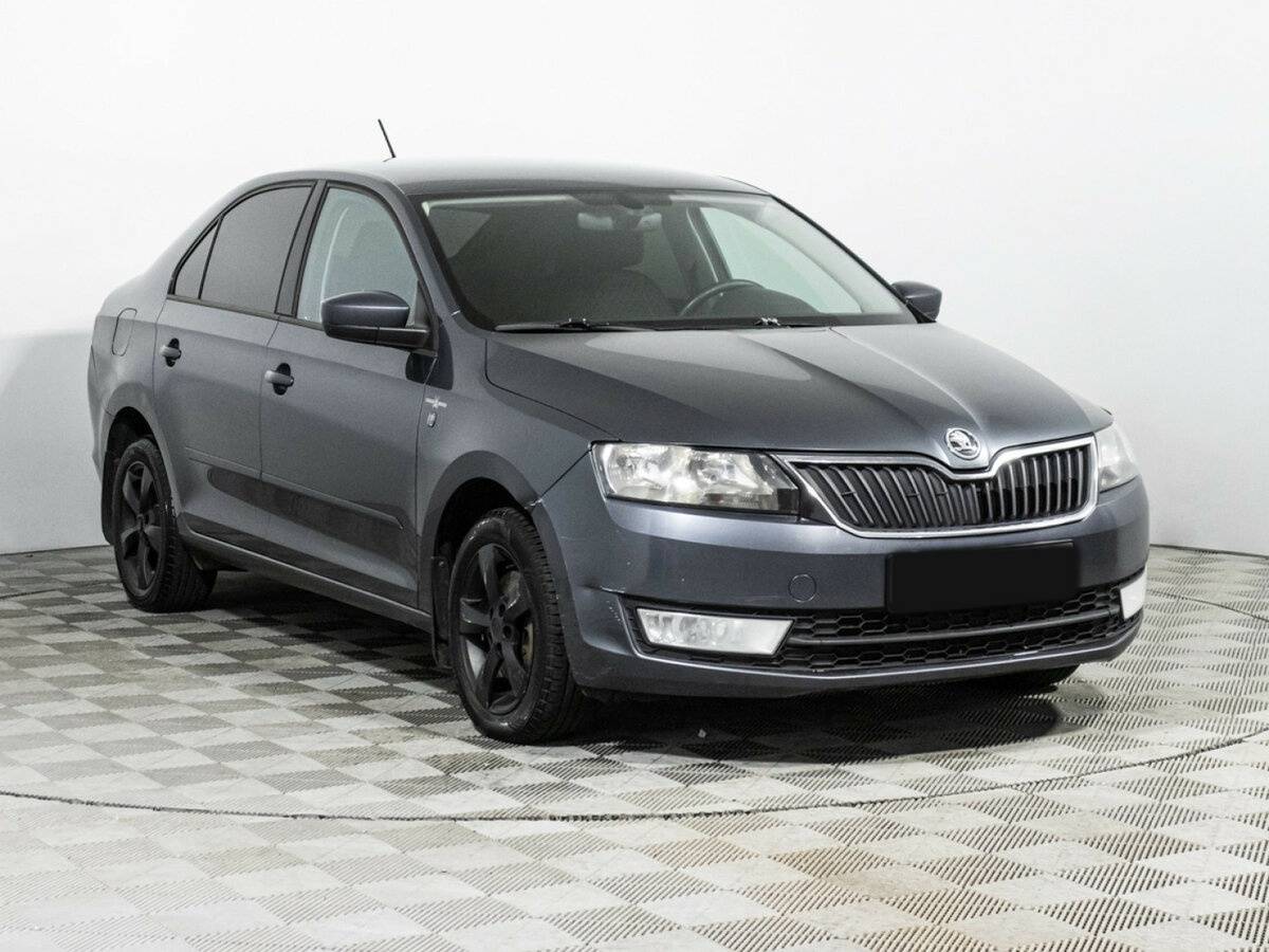 Купить Skoda Rapid с пробегом. Фото: #2