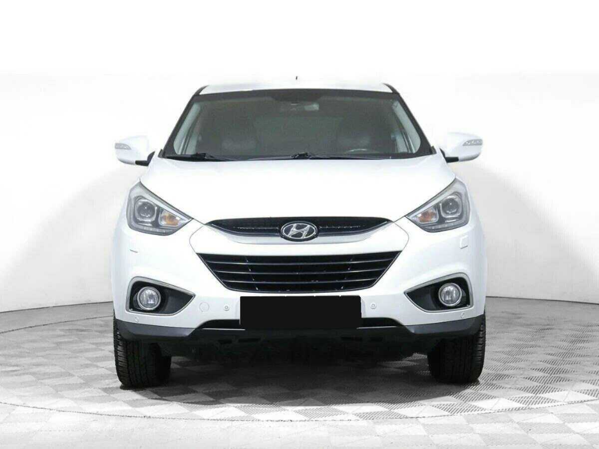 Купить Hyundai ix35 с пробегом. Фото: #1