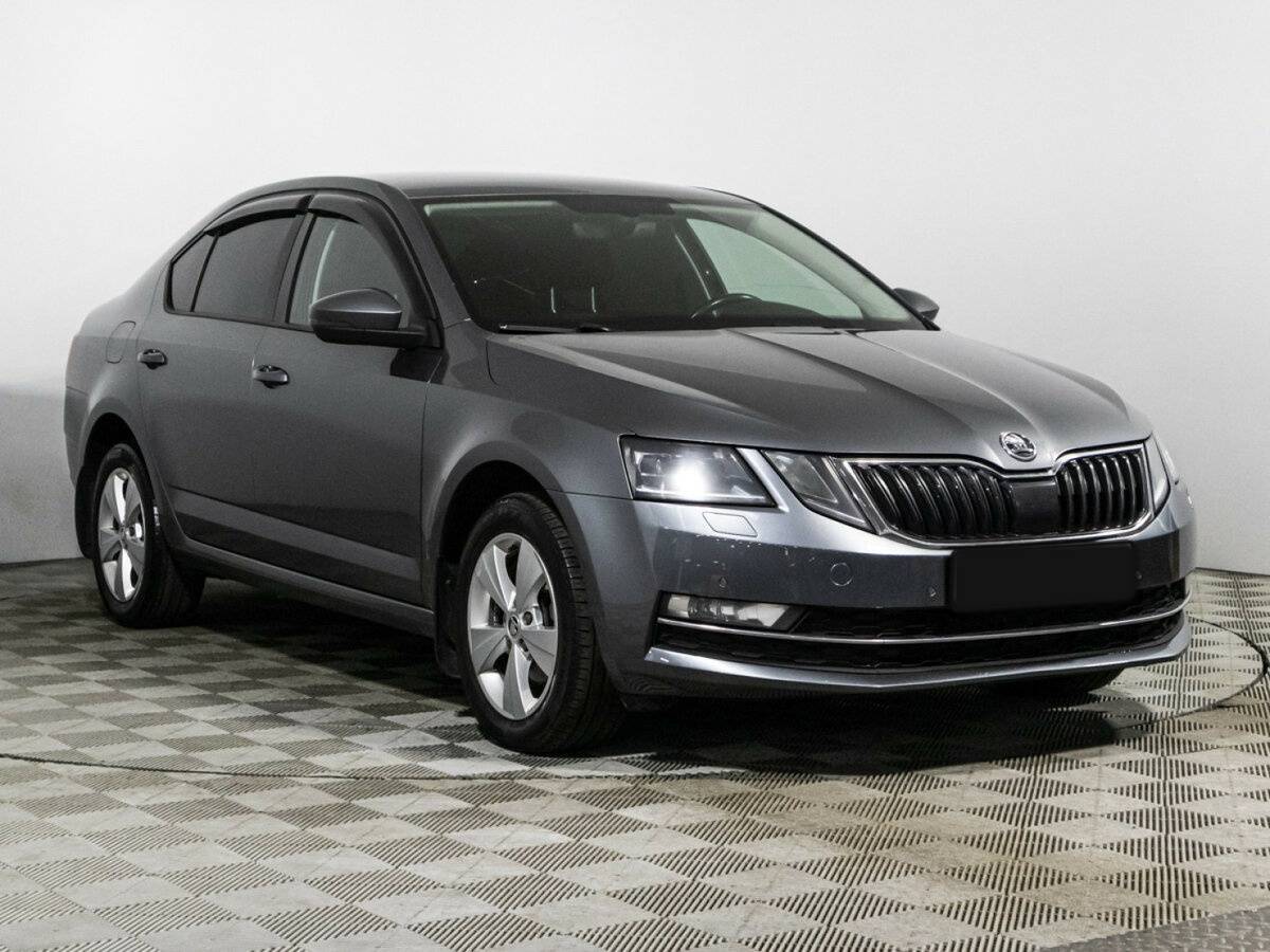 Купить Skoda Octavia с пробегом. Фото: #2
