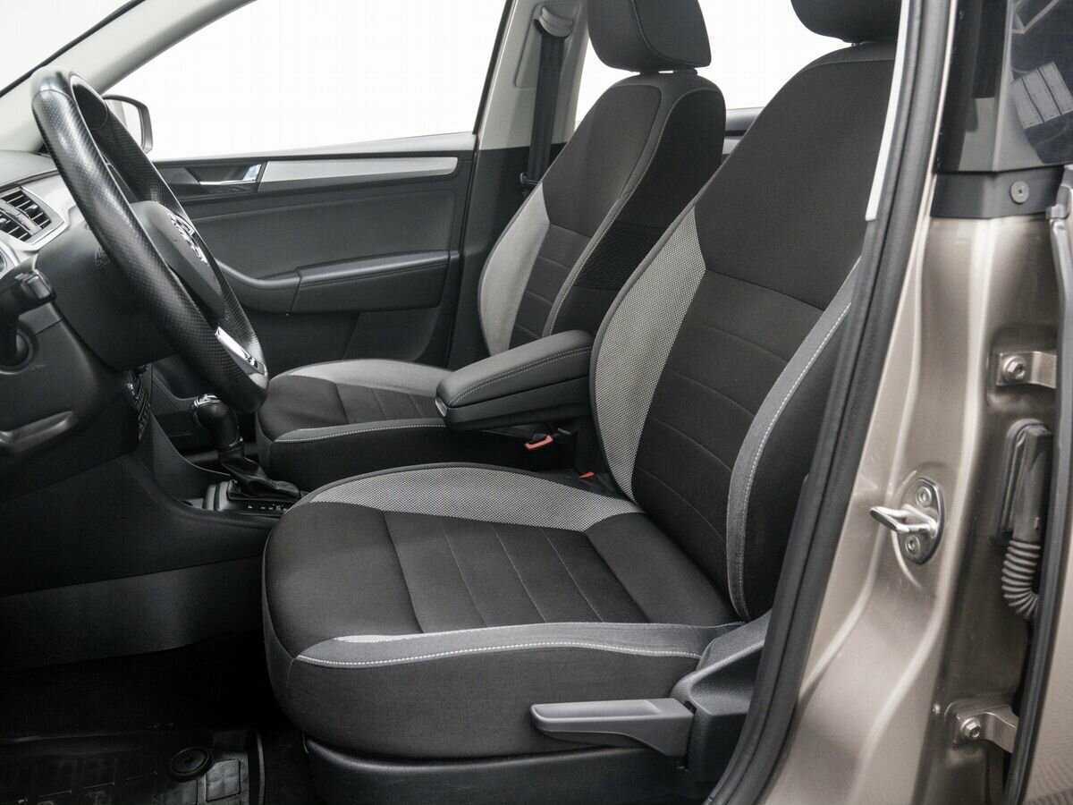 Купить Skoda Rapid с пробегом. Фото: #14