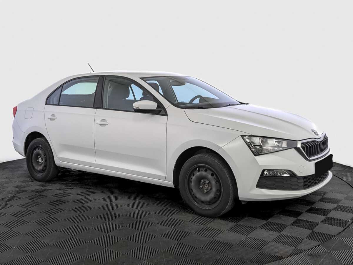 Купить Skoda Rapid с пробегом. Фото: #2