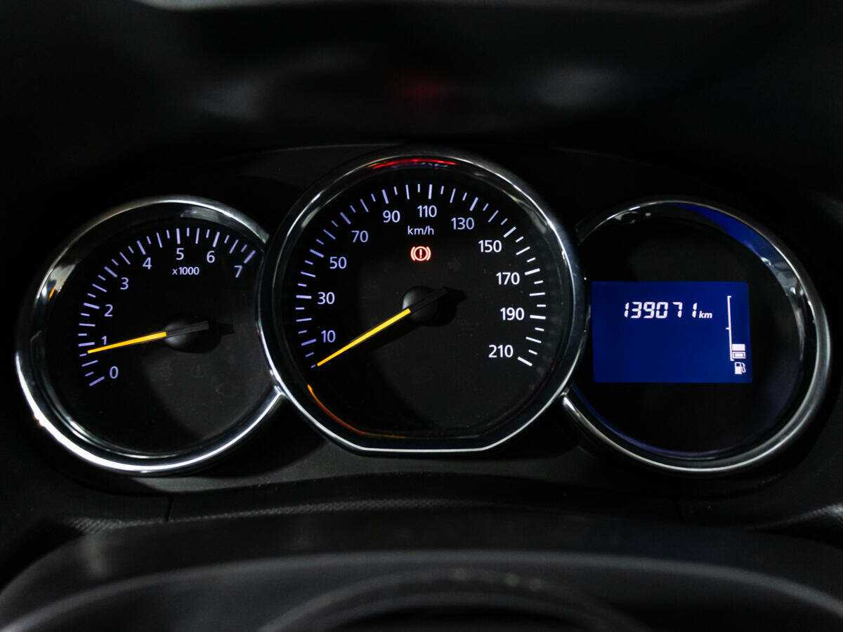 Купить Renault Duster с пробегом. Фото: #11