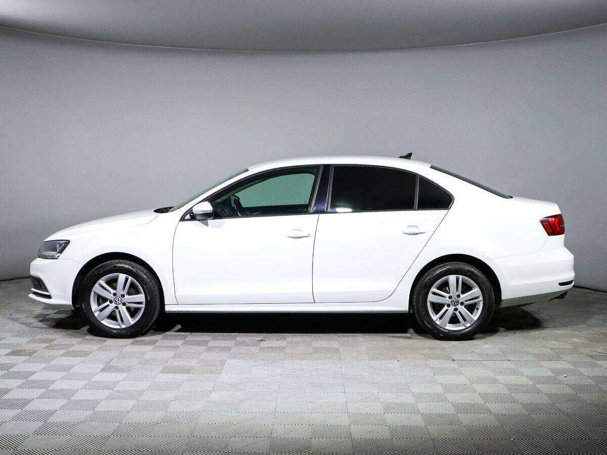 Купить Volkswagen Jetta с пробегом. Фото: #6