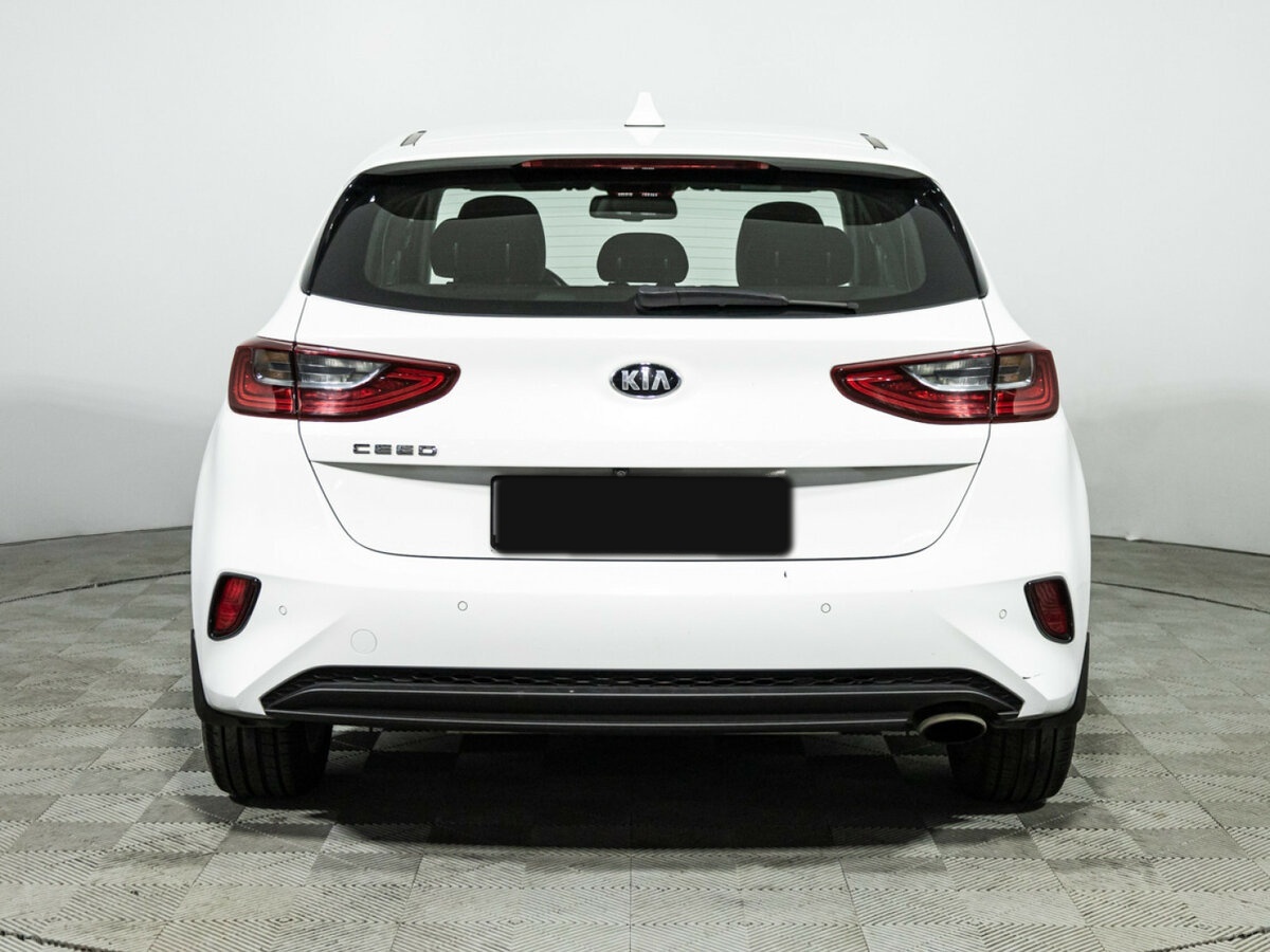 Купить Kia Ceed с пробегом. Фото: #5