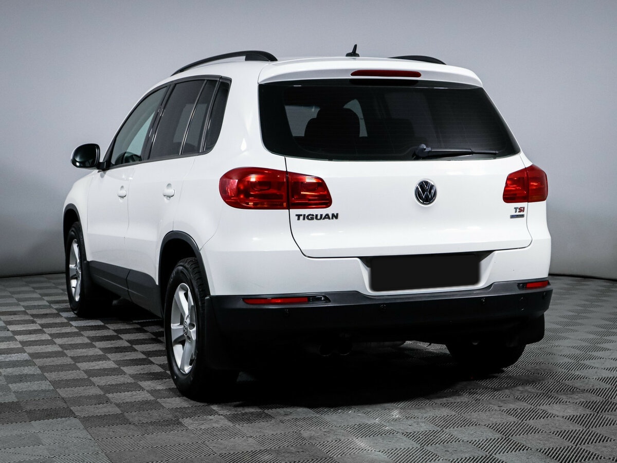 Купить Volkswagen Tiguan с пробегом. Фото: #5