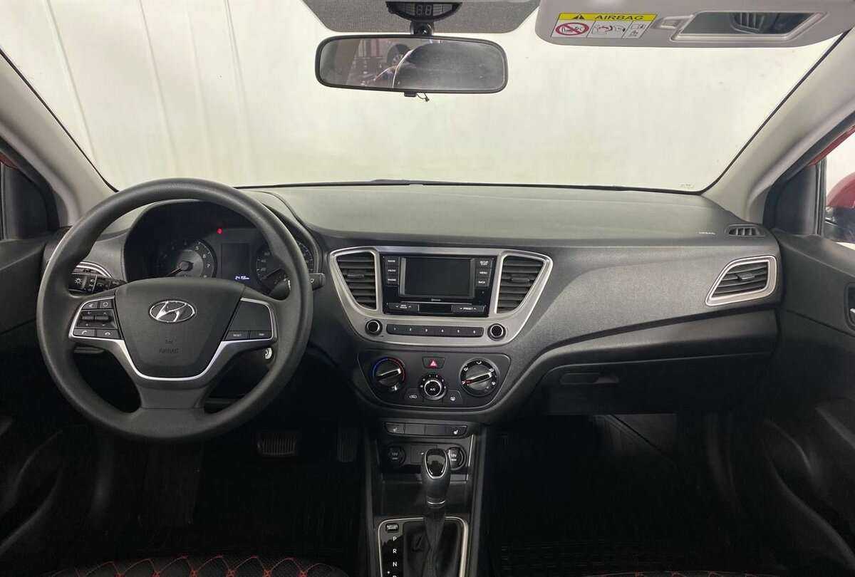 Купить Hyundai Solaris с пробегом. Фото: #10