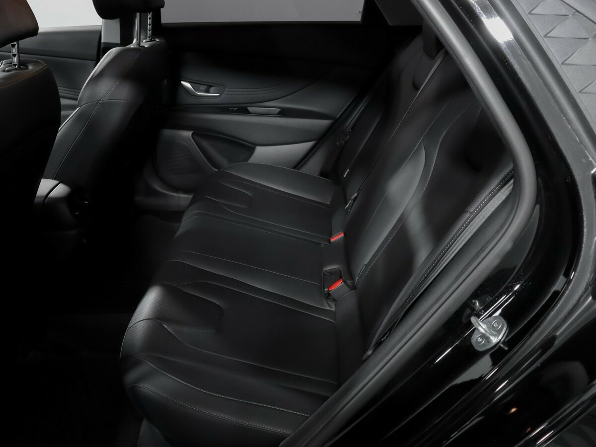 Купить Hyundai Elantra с пробегом. Фото: #7