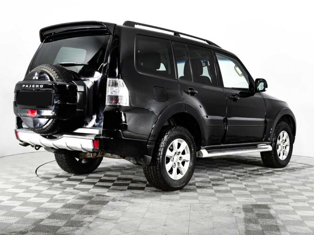 Купить Mitsubishi Pajero с пробегом. Фото: #4