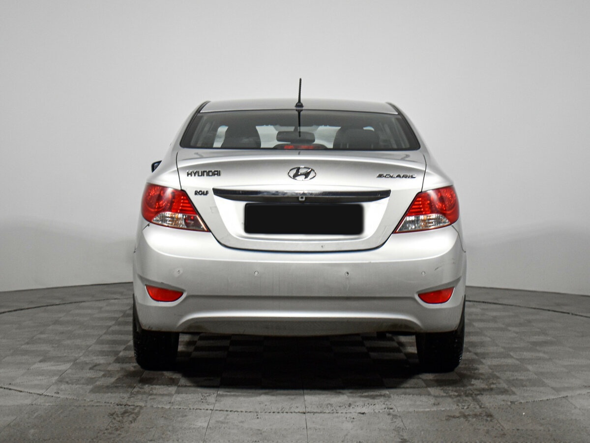Купить Hyundai Solaris с пробегом. Фото: #5