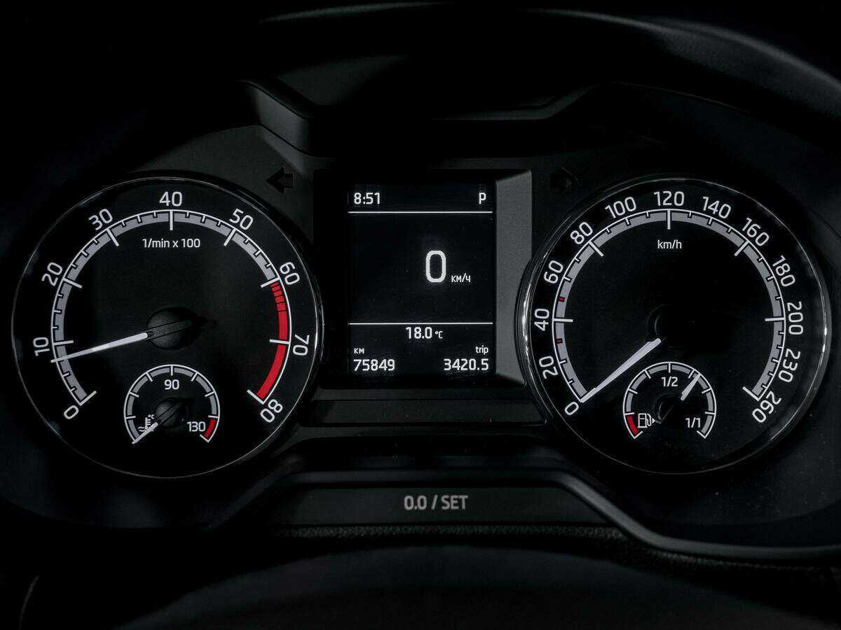 Купить Skoda Octavia с пробегом. Фото: #10