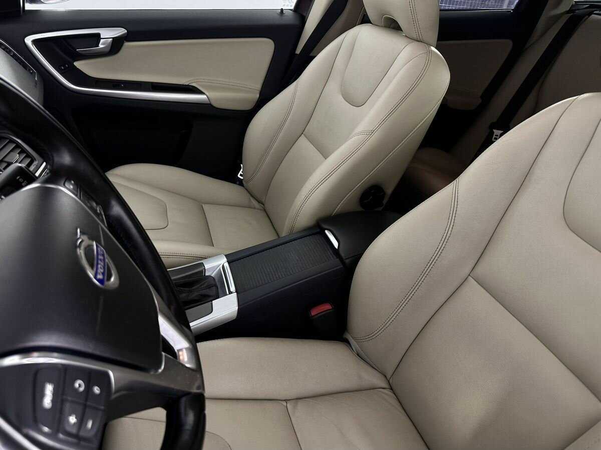 Купить Volvo XC60 с пробегом. Фото: #7