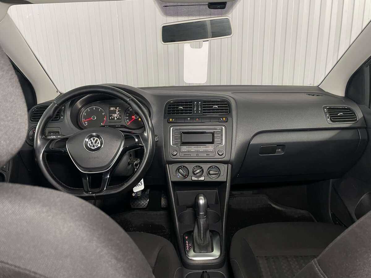 Купить Volkswagen Polo с пробегом. Фото: #8