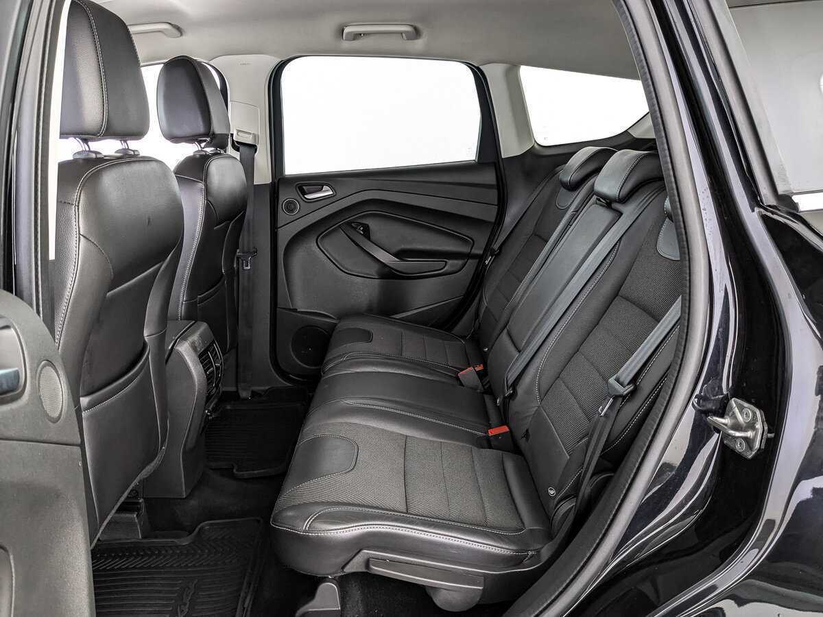 Купить Ford Kuga с пробегом. Фото: #12