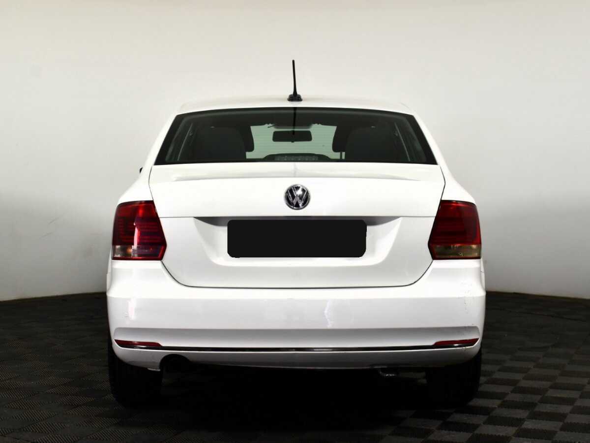 Купить Volkswagen Polo с пробегом. Фото: #4
