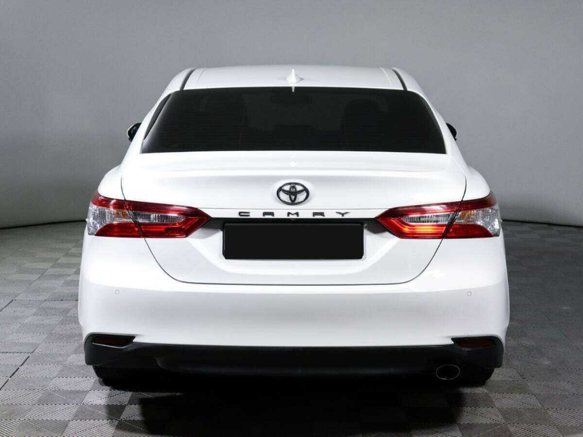 Купить Toyota Camry с пробегом. Фото: #5
