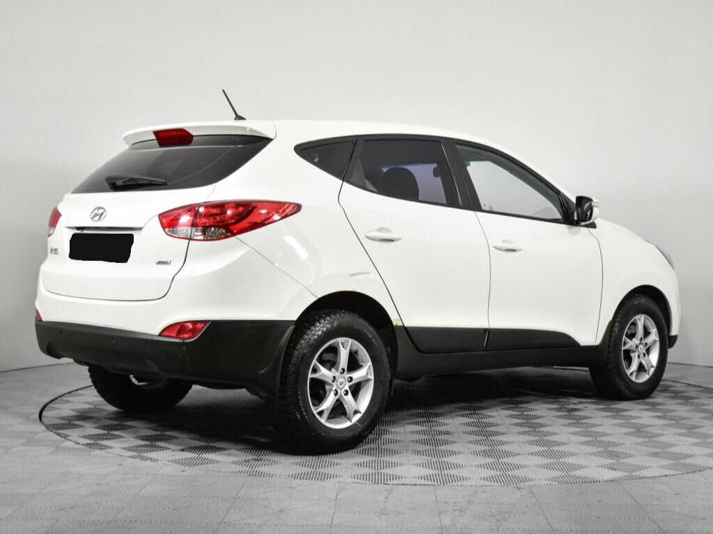 Купить Hyundai ix35 с пробегом. Фото: #4