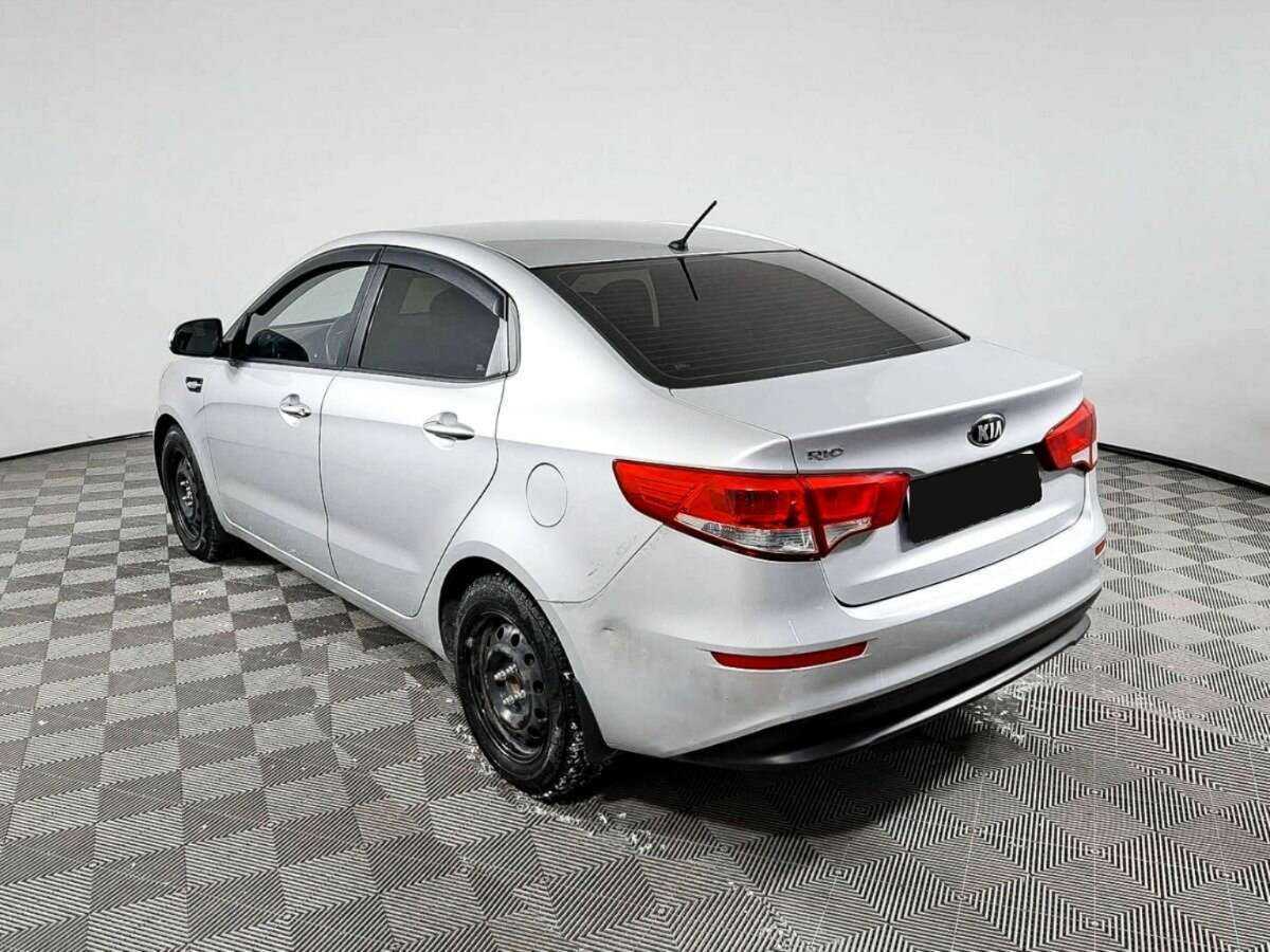 Купить Kia Rio с пробегом. Фото: #5