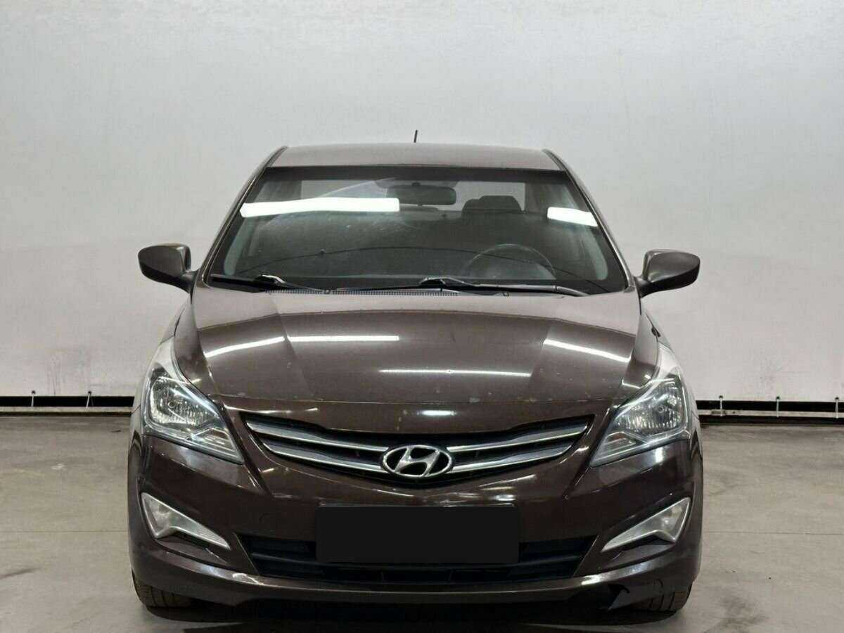 Купить Hyundai Solaris с пробегом. Фото: #1