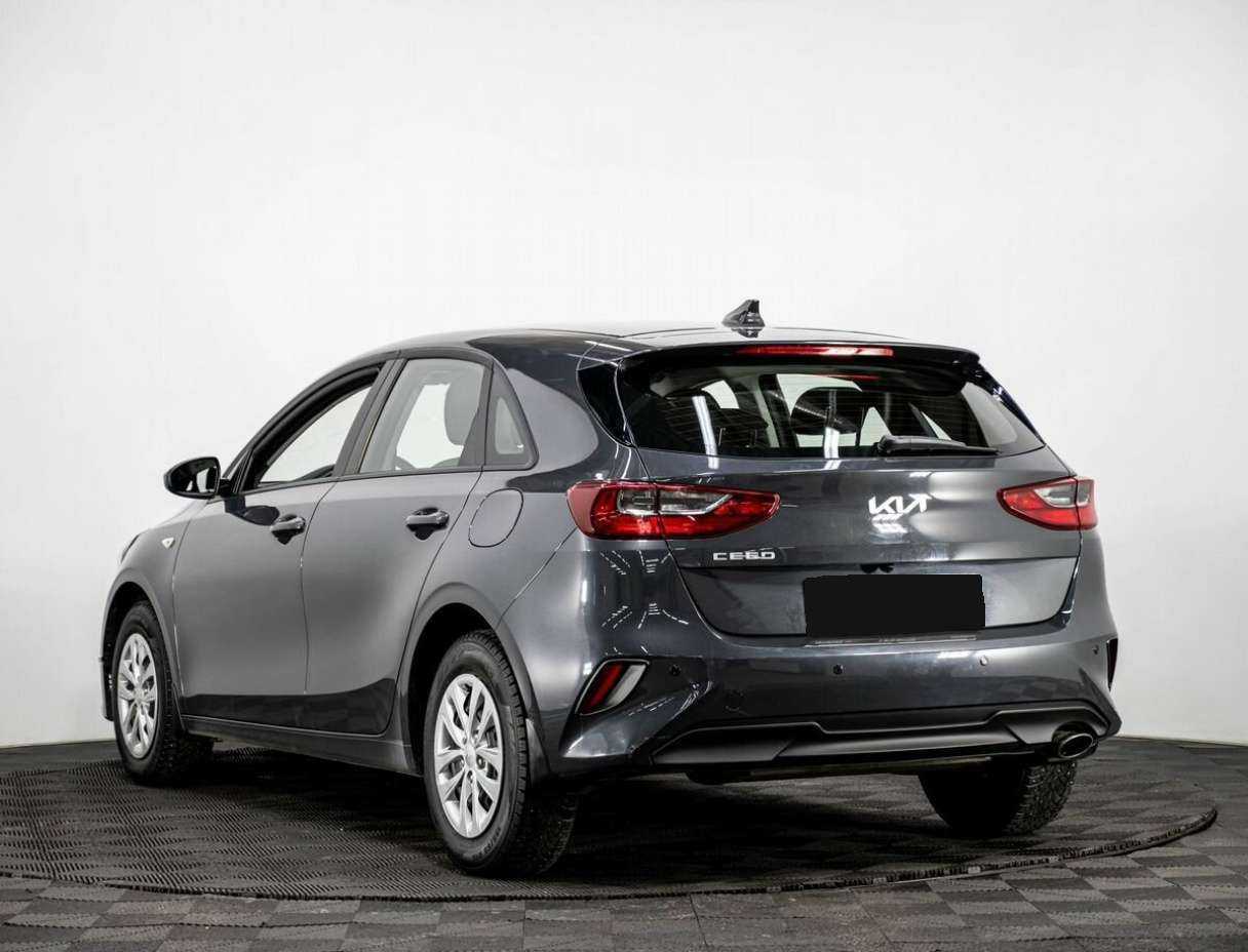 Купить Kia Ceed с пробегом. Фото: #3