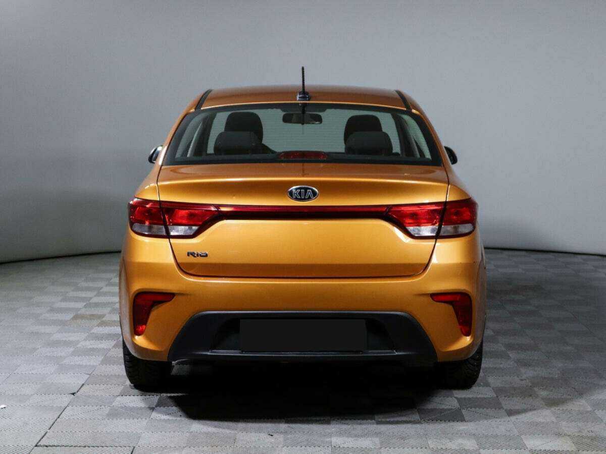 Купить Kia Rio с пробегом. Фото: #4
