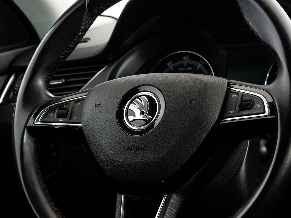 Купить Skoda Octavia с пробегом. Фото: #12