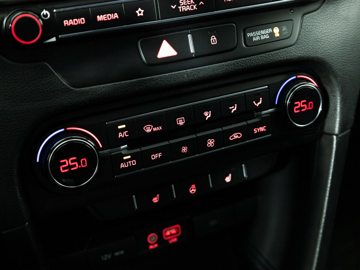 Купить Kia Ceed с пробегом. Фото: #15