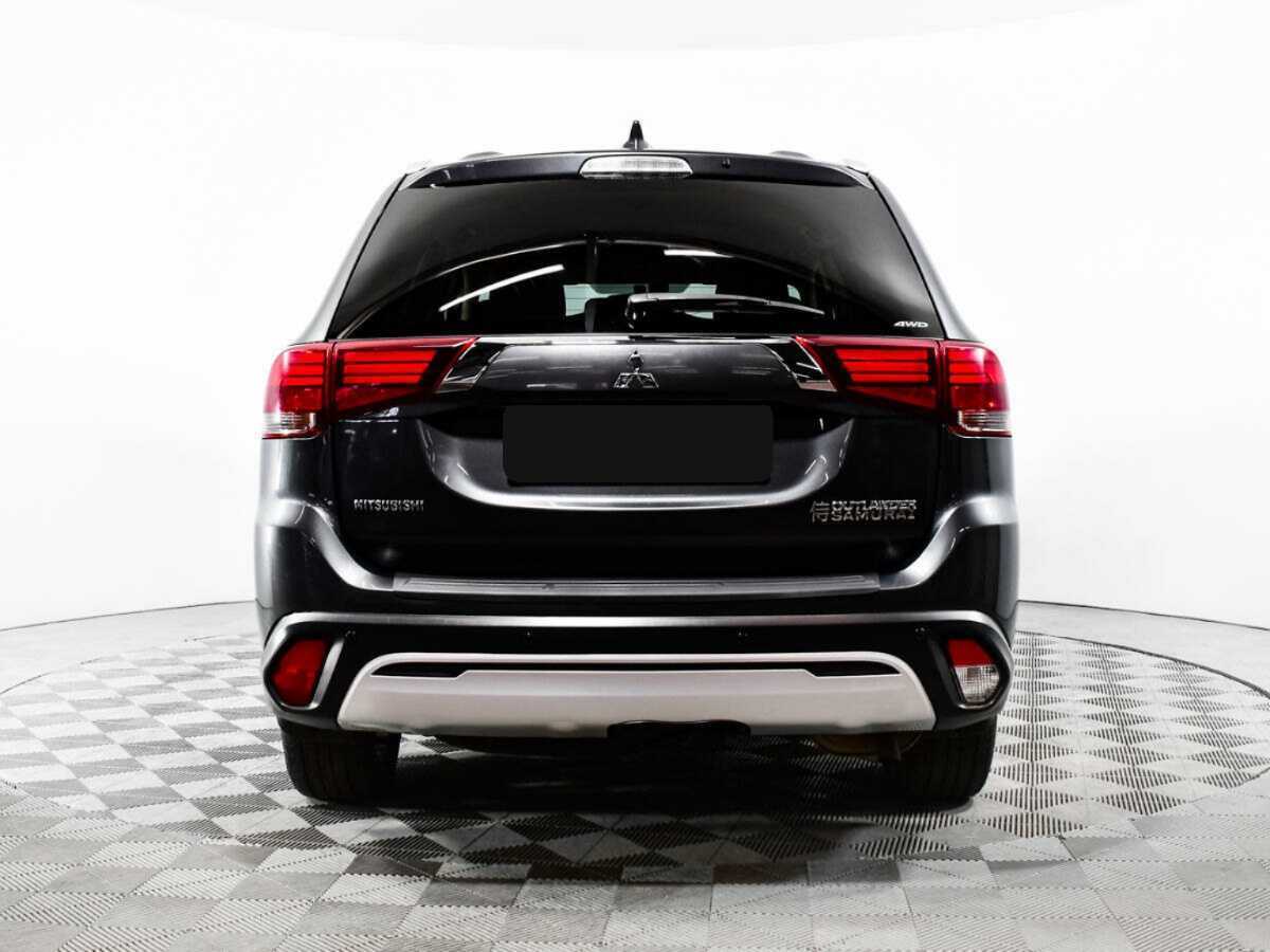 Купить Mitsubishi Outlander с пробегом. Фото: #5