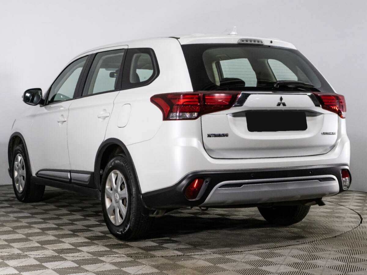 Купить Mitsubishi Outlander с пробегом. Фото: #6
