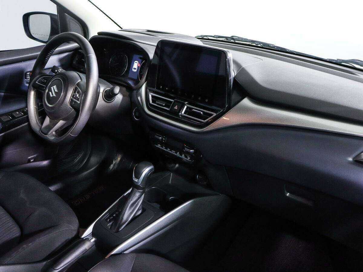 Купить Suzuki Baleno с пробегом. Фото: #8