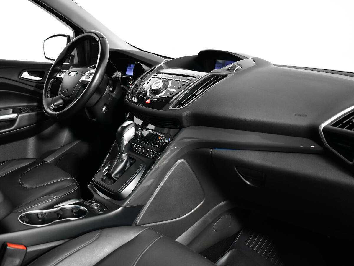 Купить Ford Kuga с пробегом. Фото: #8