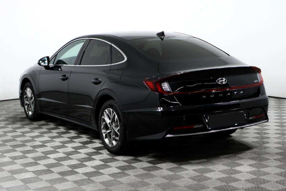 Купить Hyundai Sonata с пробегом. Фото: #3