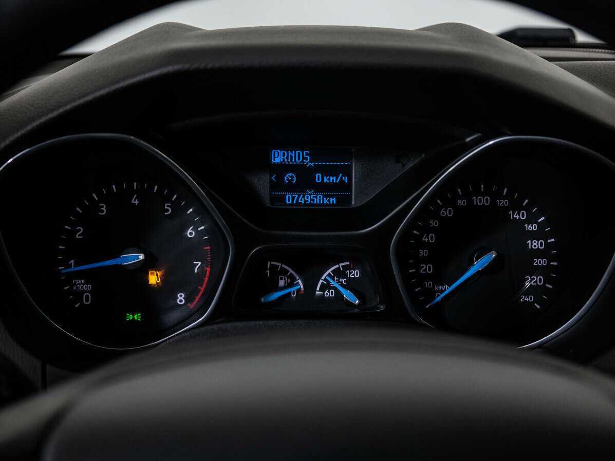 Купить Ford Focus с пробегом. Фото: #11