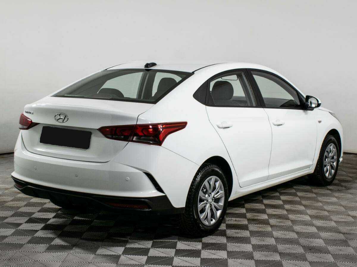 Купить Hyundai Solaris с пробегом. Фото: #4