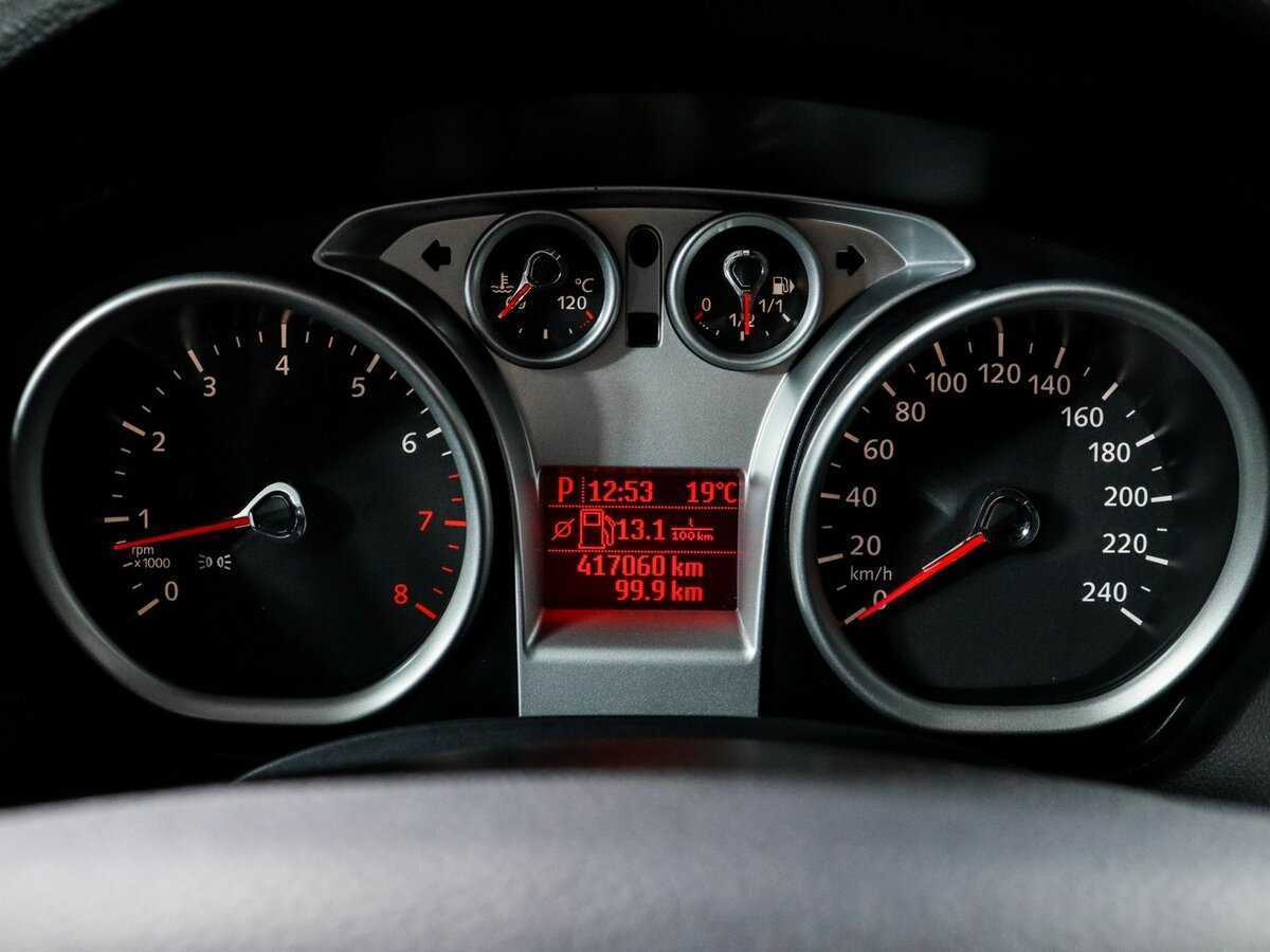 Купить Ford Kuga с пробегом. Фото: #7