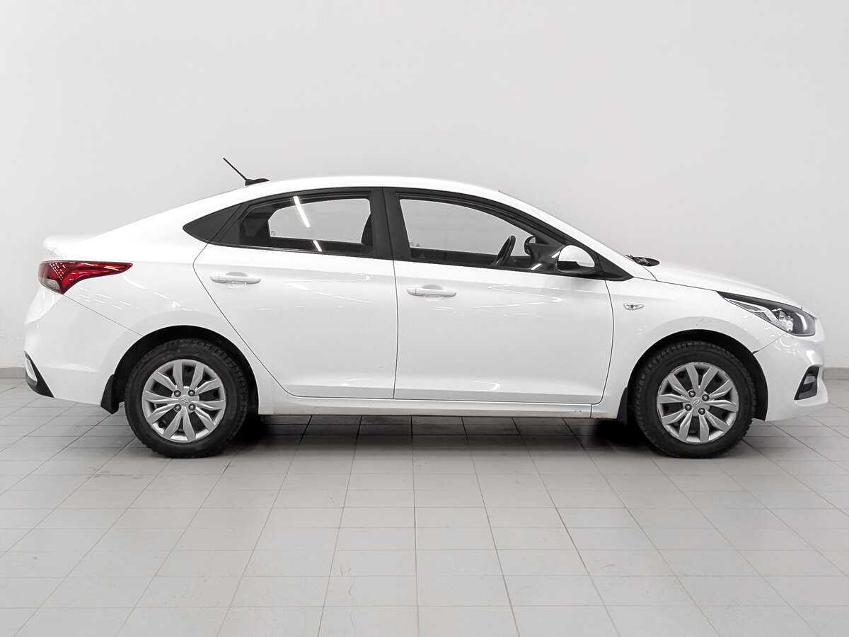 Купить Hyundai Solaris с пробегом. Фото: #3