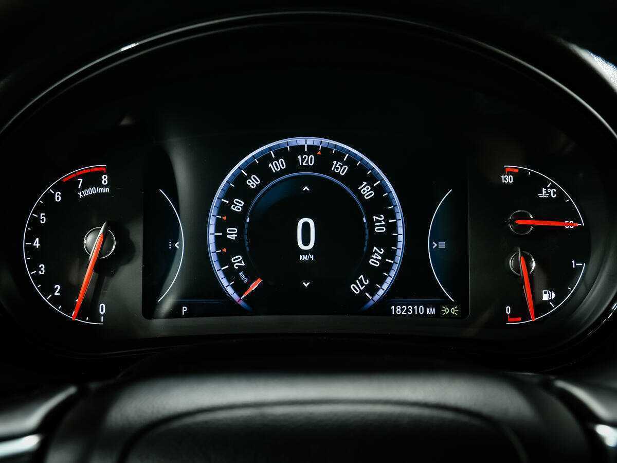 Купить Opel Insignia с пробегом. Фото: #7