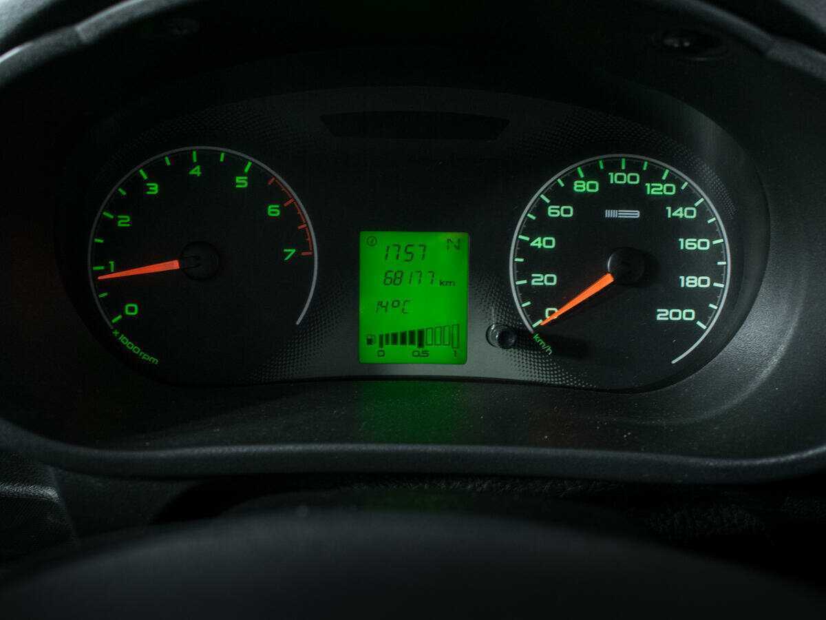 Купить Lada (ВАЗ) Granta с пробегом. Фото: #10