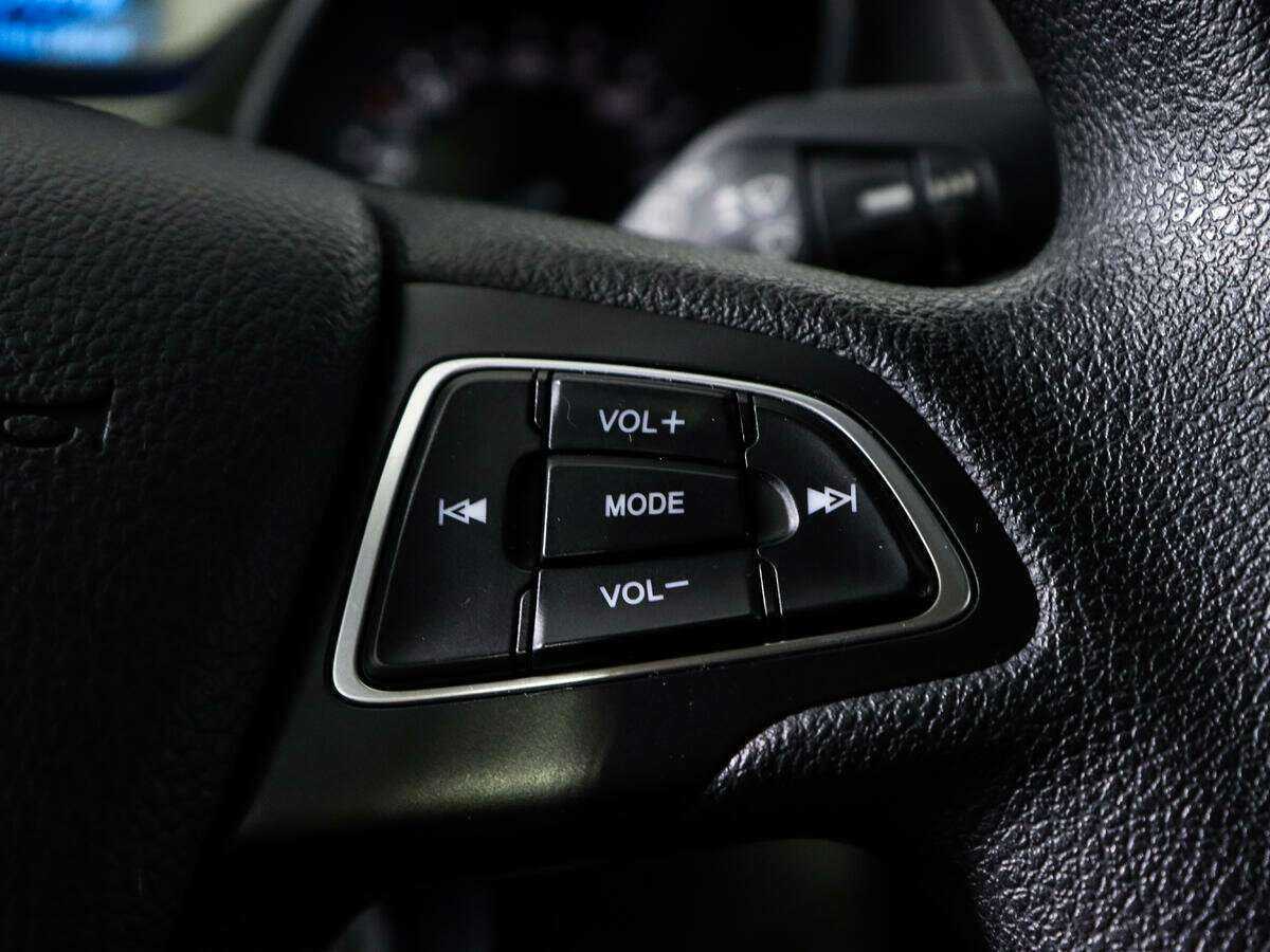 Купить Ford Focus с пробегом. Фото: #15