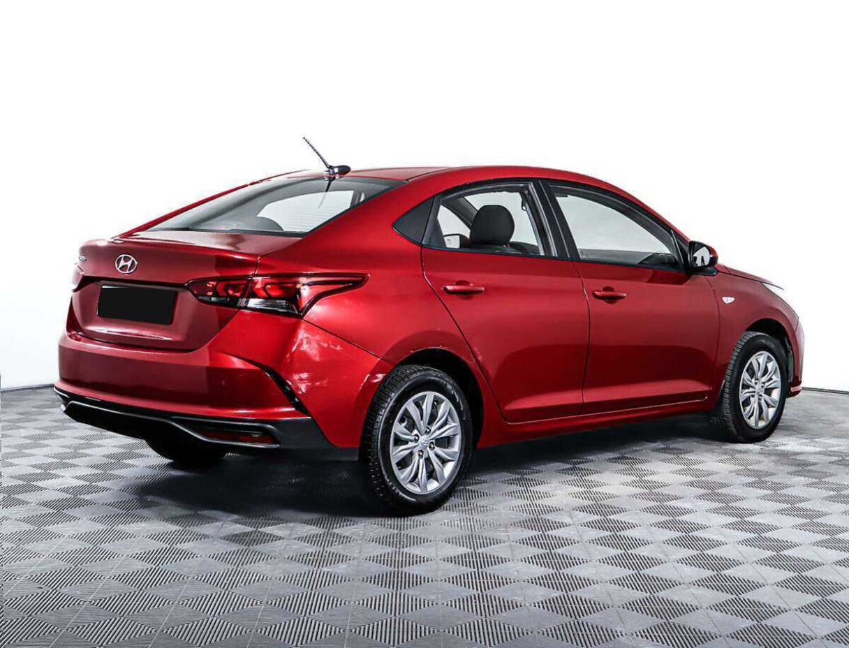 Купить Hyundai Solaris с пробегом. Фото: #4