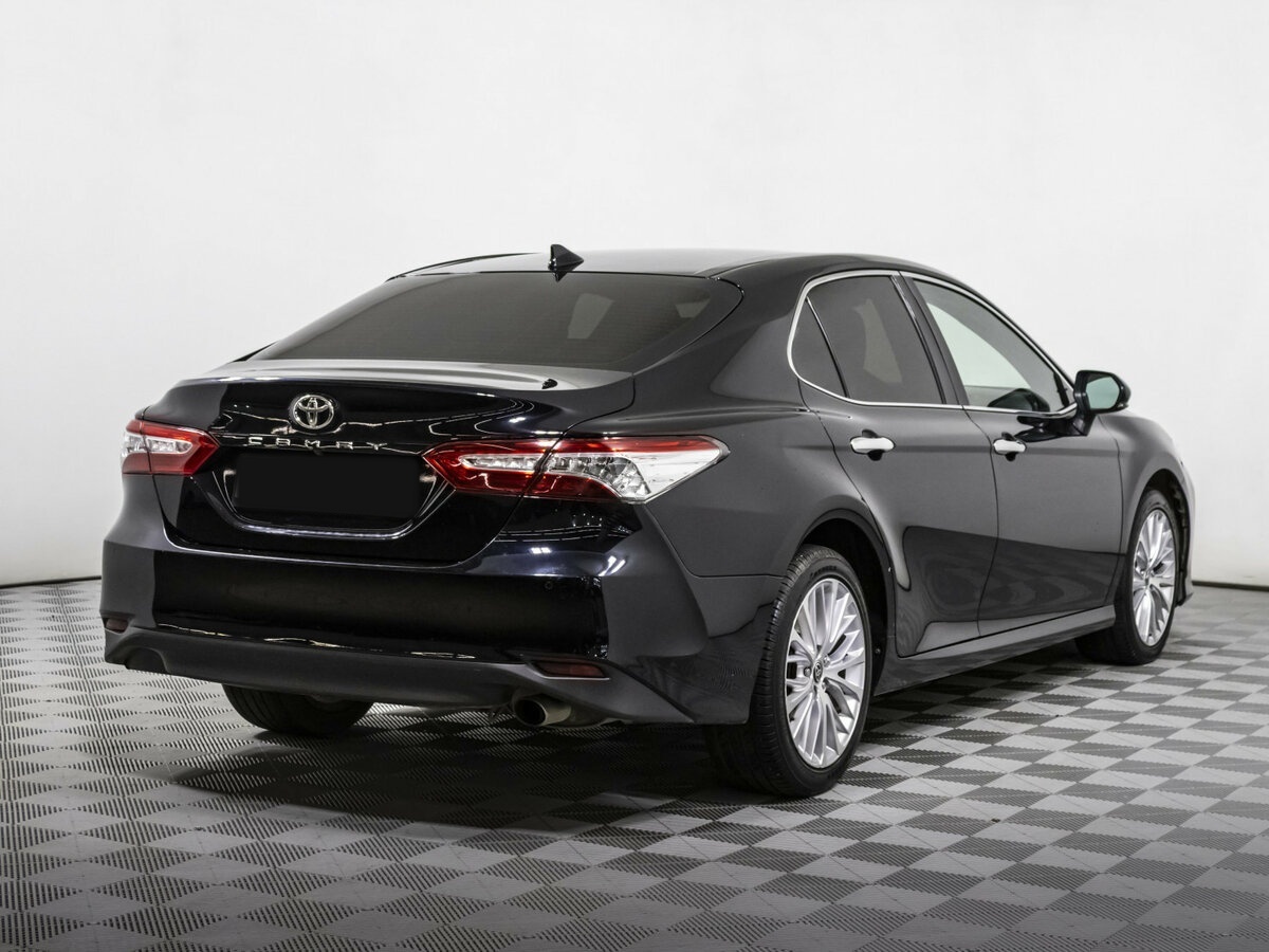 Купить Toyota Camry с пробегом. Фото: #3