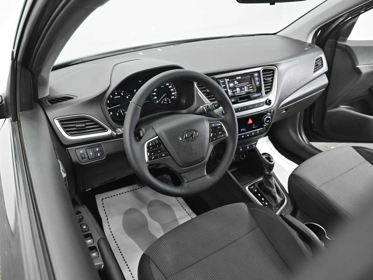 Купить Hyundai Solaris с пробегом. Фото: #6