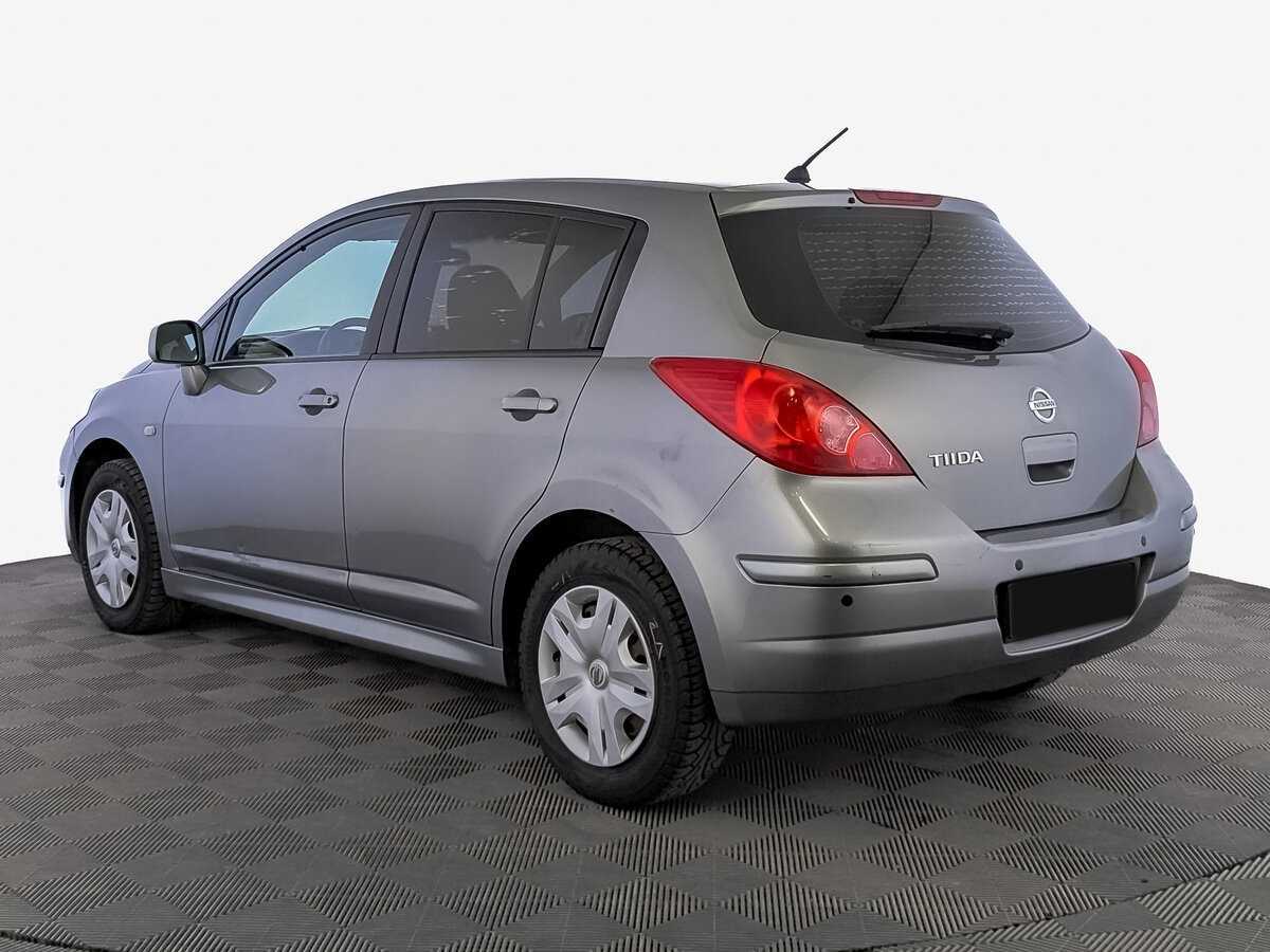 Купить Nissan Tiida с пробегом. Фото: #6