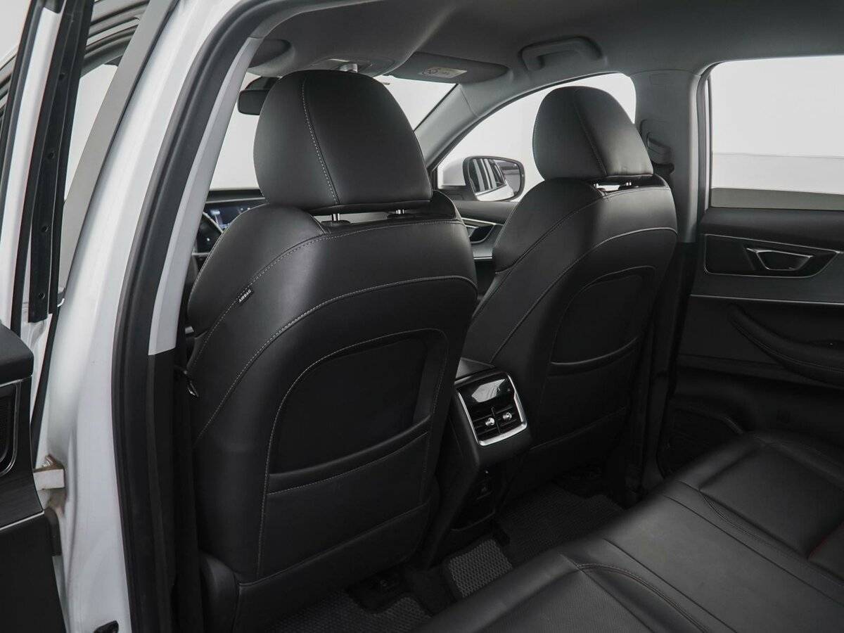 Купить Chery Tiggo 7 Pro с пробегом. Фото: #11