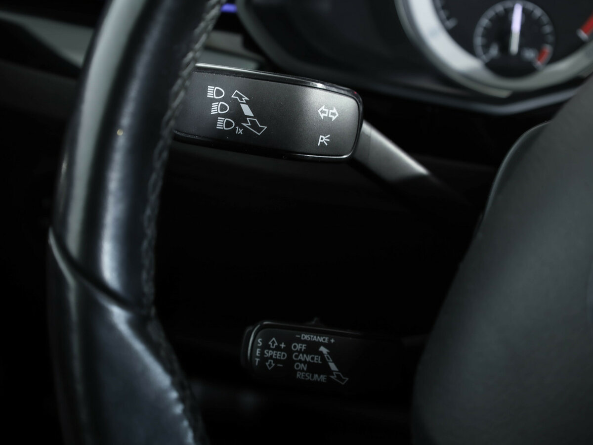 Купить Skoda Superb с пробегом. Фото: #9