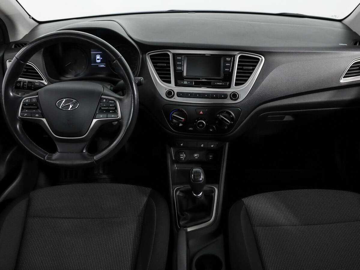 Купить Hyundai Solaris с пробегом. Фото: #12