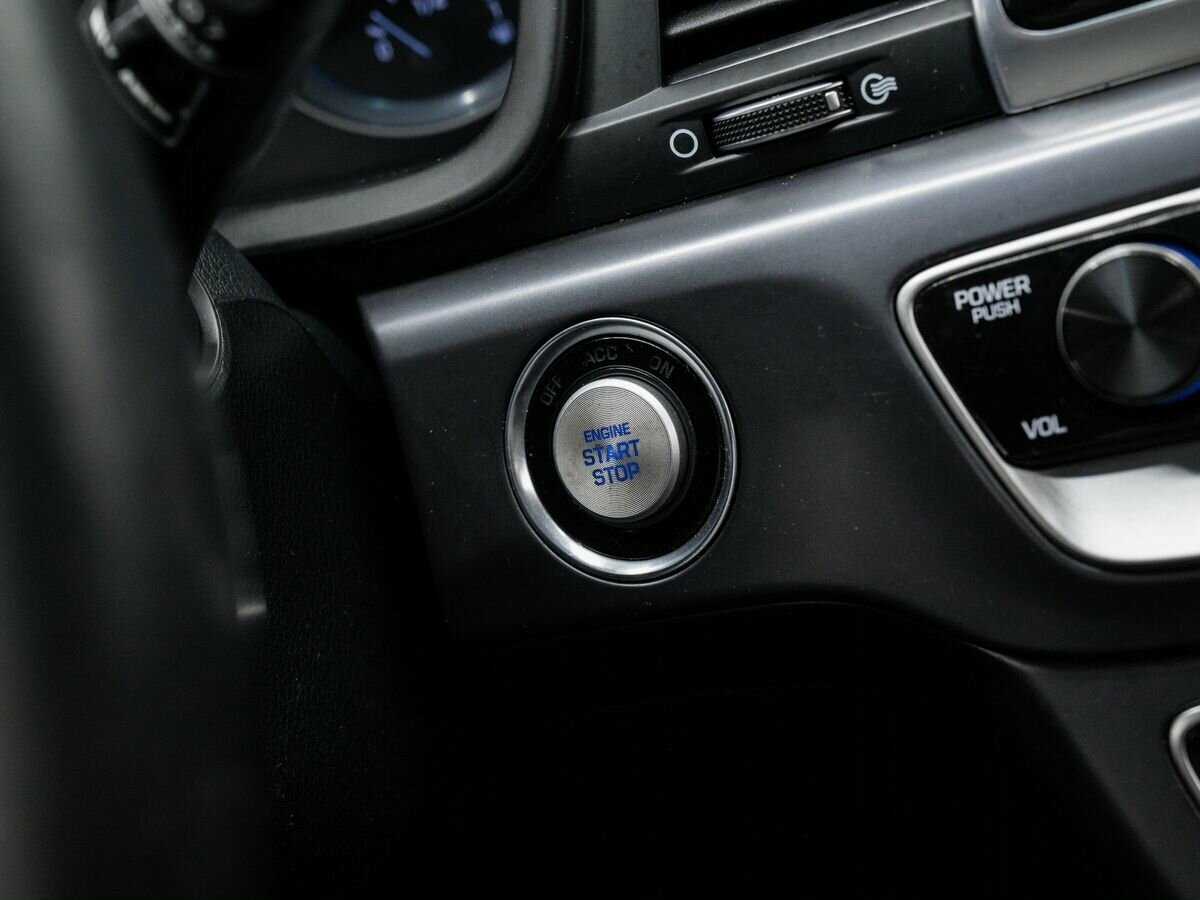 Купить Hyundai Sonata с пробегом. Фото: #21