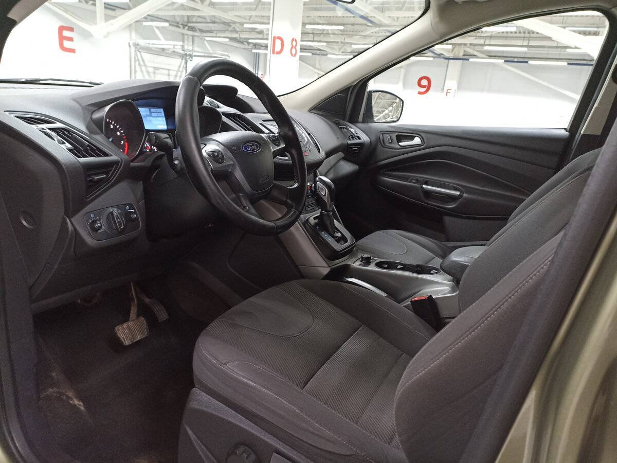 Купить Ford Kuga с пробегом. Фото: #14