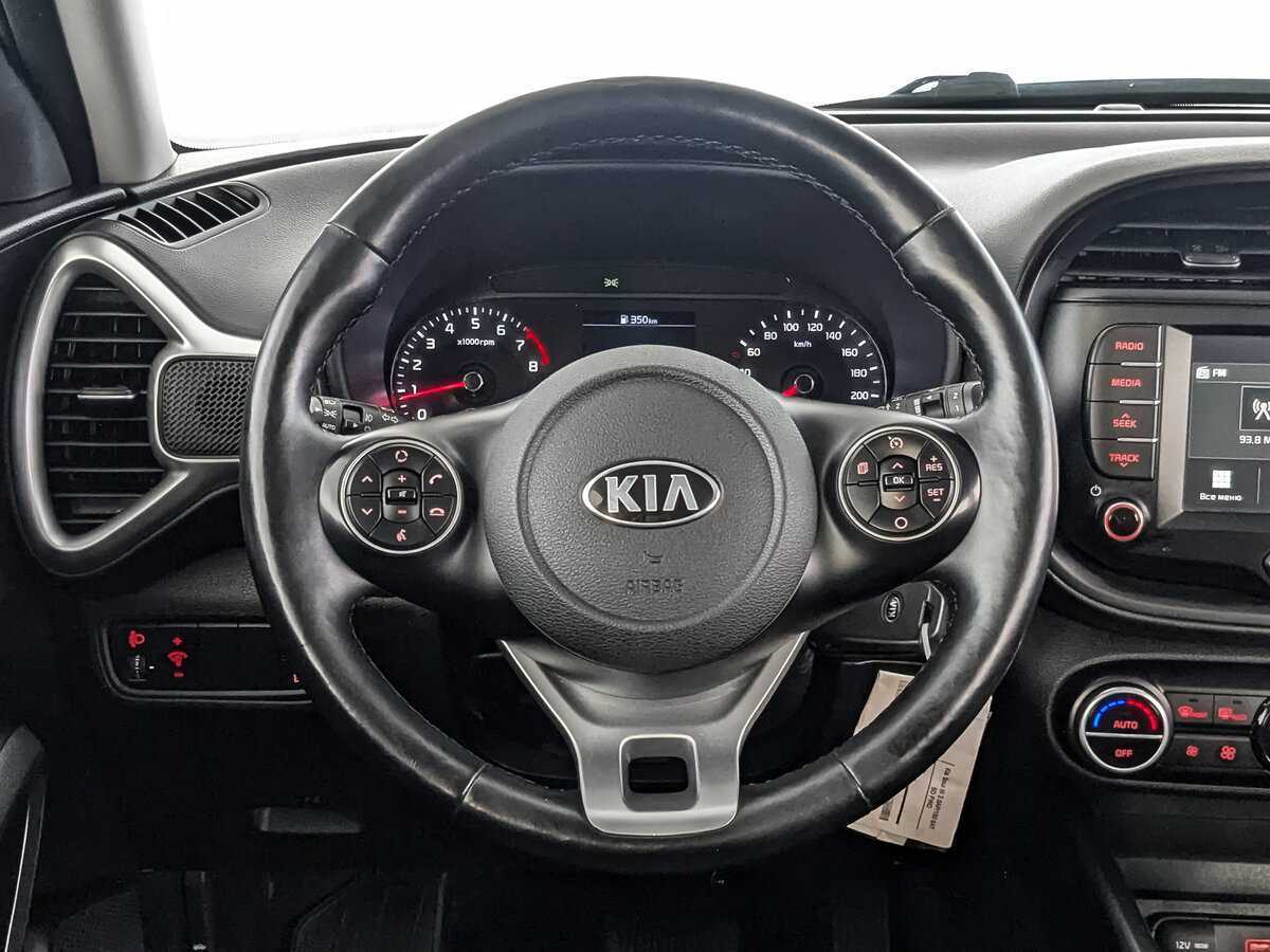 Купить Kia Soul с пробегом. Фото: #17