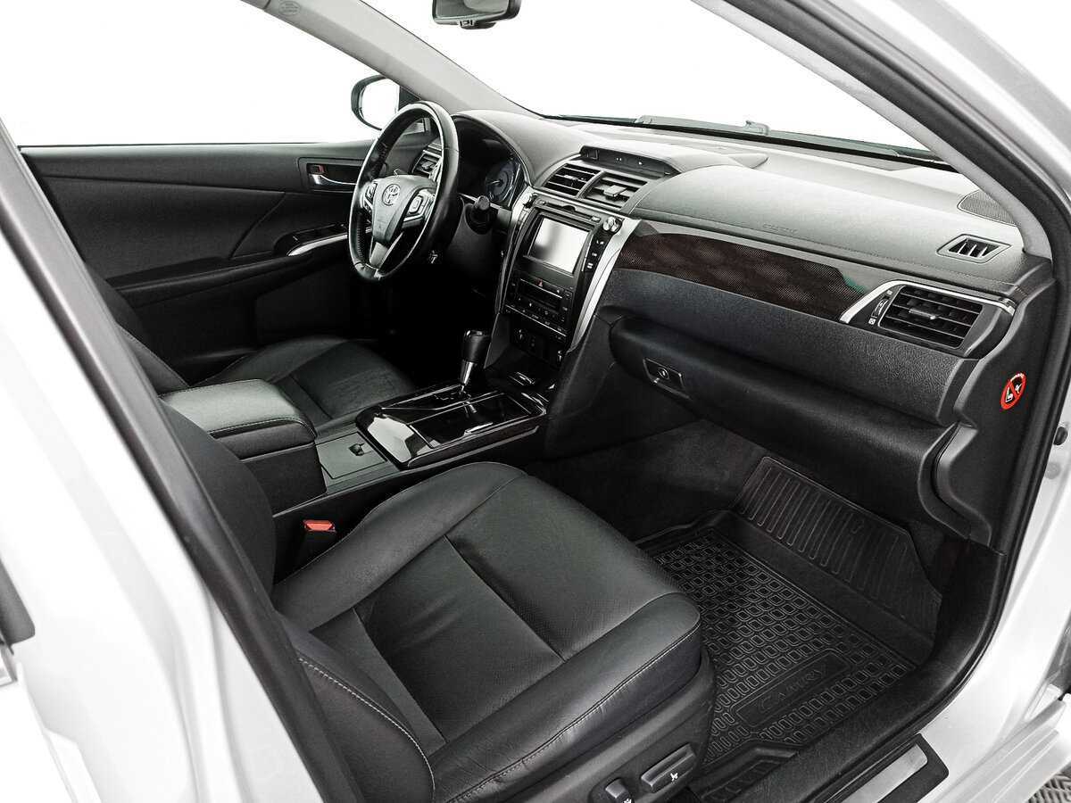 Купить Toyota Camry с пробегом. Фото: #6