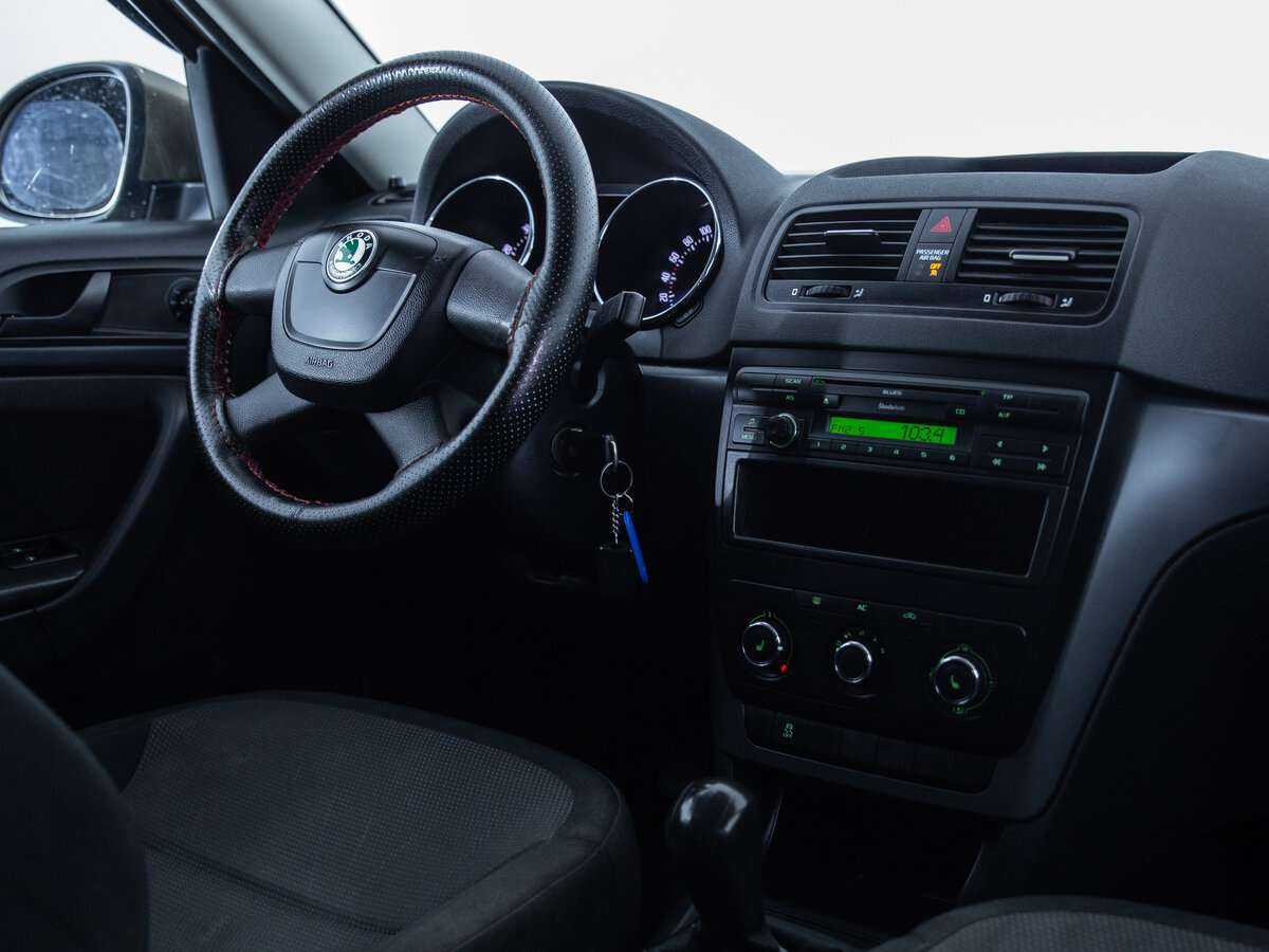 Купить Skoda Yeti с пробегом. Фото: #10